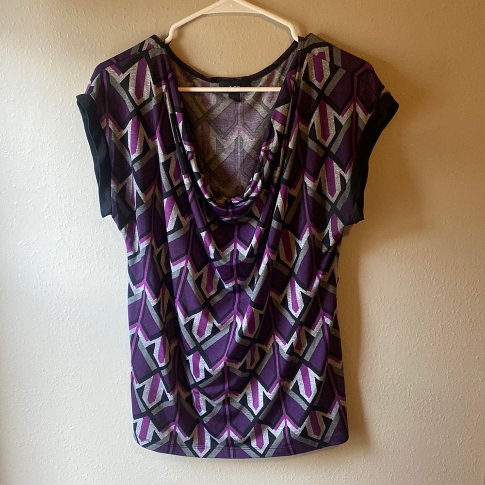 Scoop neck blouse